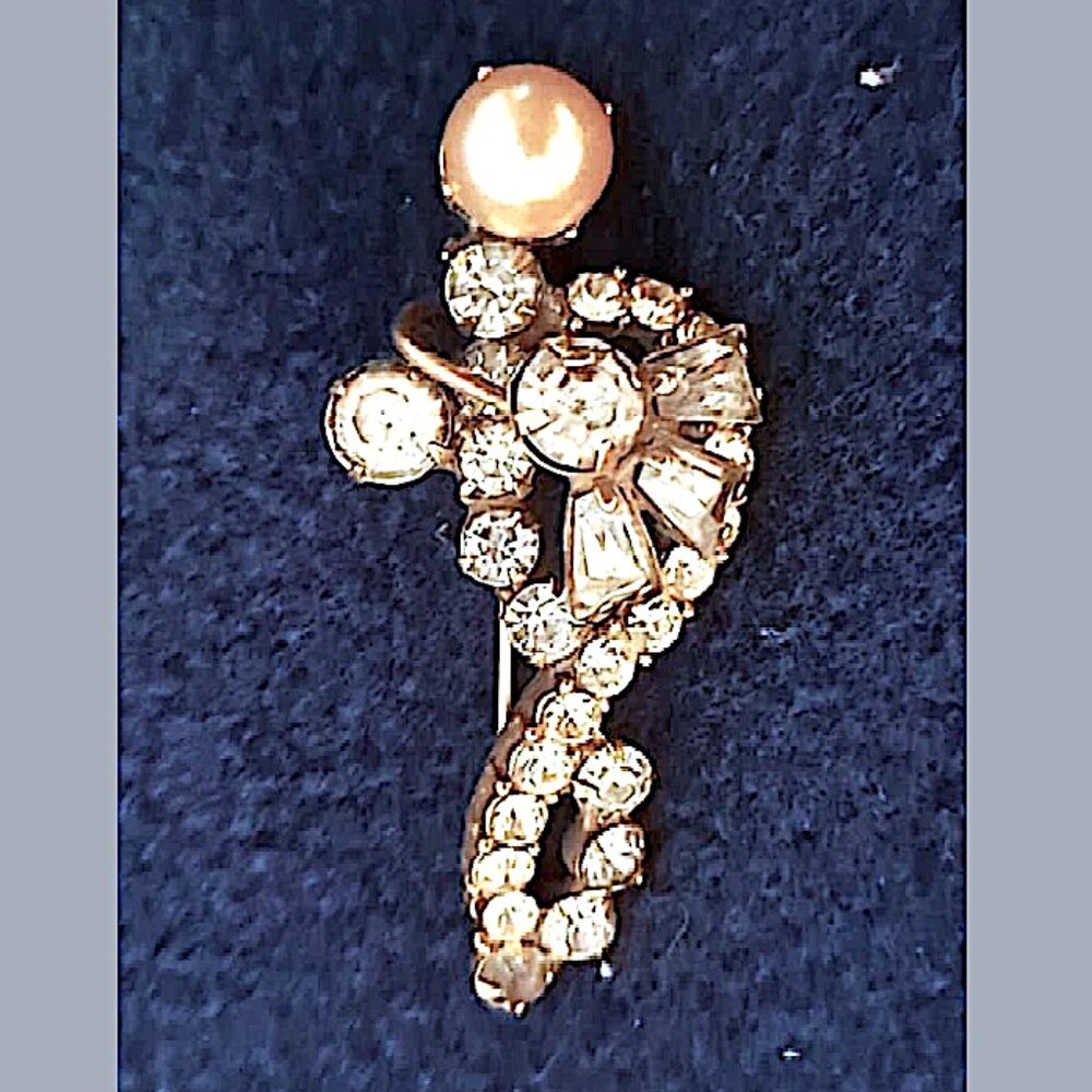 Vintage Rhinestone Faux Pearl Flower Brooch Pin Silver Tone Floral Jewelry